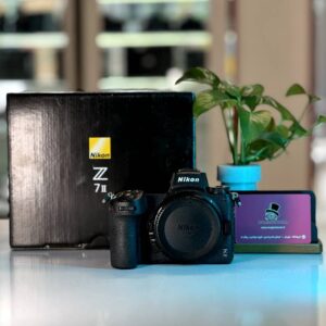 nikon z7 II دوربین